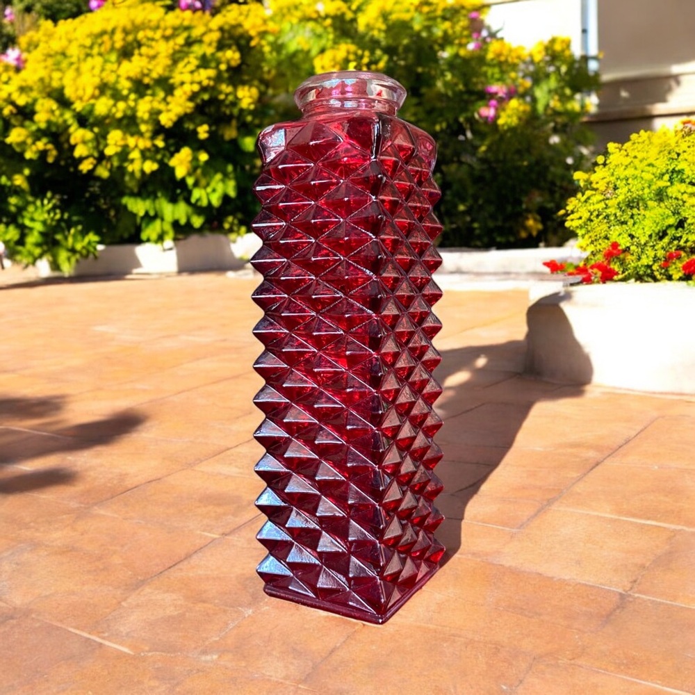 Vintage FTD Red Faceted Glass Square Bud Vase 1980 Diamond Point 6.5" - Picture 2 of 5